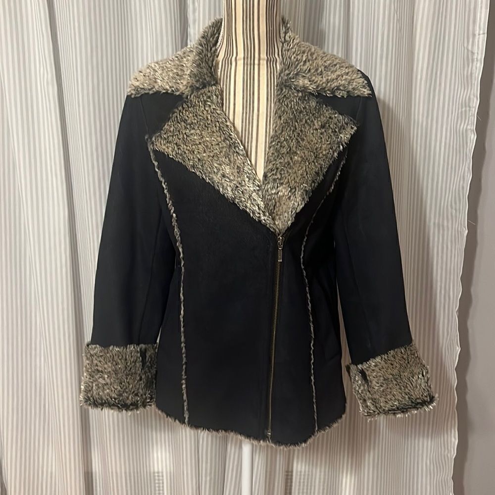 COUNTY suede/faux fur lined coat. Small